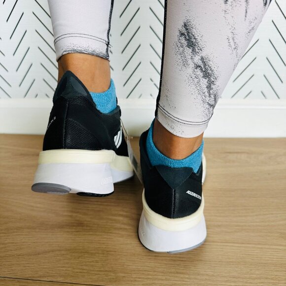 ❤️Adidas Adizero Boston 11 Size 7.5 Women Running Shoes Lightweight Black GX6657 - Picture 4 of 12